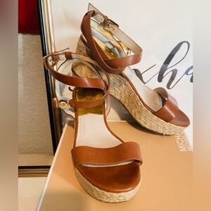 Michael Kors Jalita Charm Sandal 8.5